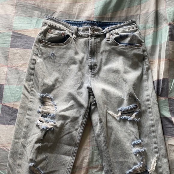 High-waisted Mom Jeans - Picture 1 of 6